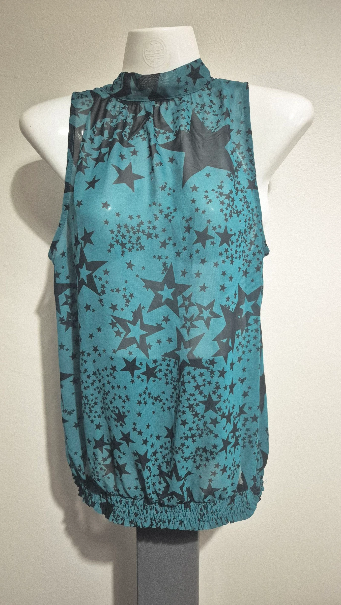 Blusa Top de atar nas costas com estrelas